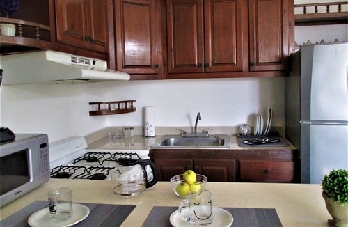 Juarez Condo | Cozy 2 Bedroom Condo in the Heart of Cabo San Lucas