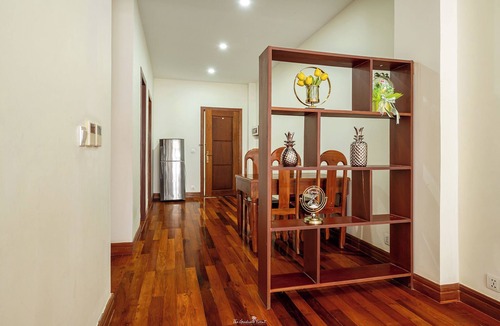 Chamkar Mon Apartment | Cozy 2BR Condo with Hardwood Floors & Rooftop Sunset View in Charming Phnom Penh