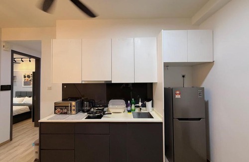 Petaling Jaya Apartment | Cozy 3BR Home, Emporis KD Near Segi Uni, IOI Mall & Thomson Hospital