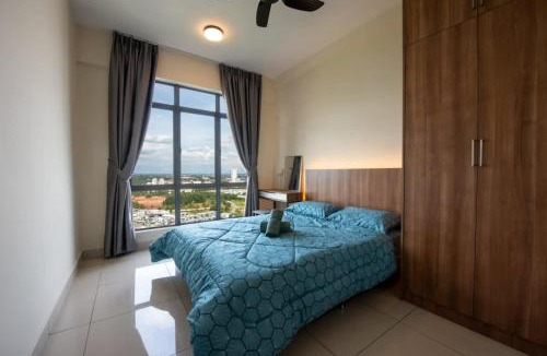 Taman Daya Apartment | Cozy 3BR Stay at ARC Austin Free Parking