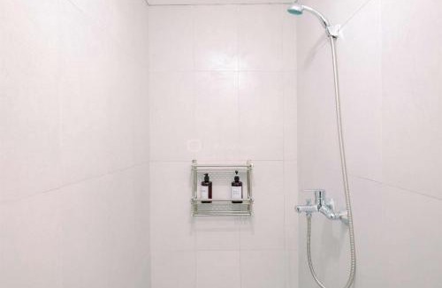 Tajur Halang Apartment | Cozy and Restful Studio LRT City Sentul - Royal Sentul Park Apartment By Travelio