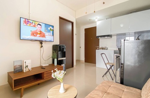 Depok Apartment | Cozy and Spacious 2BR Apartment at Transpark Cibubur