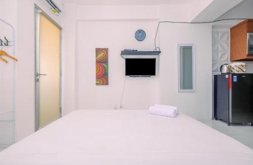Gunung Putri Apartment | Cozy and Tranquil Studio Apartment at Gunung Putri Square By Travelio