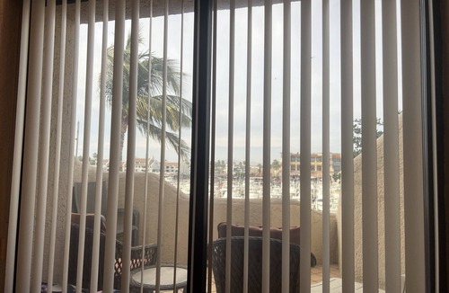 Centro Apartment | Cozy apartment on the marina with pool, kitchen, WiFi and AC in Cabo San Lucas