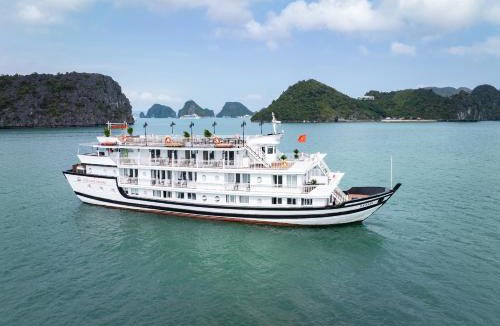 Ha Long Boat Rental | Cozy Bay Grand Cruise