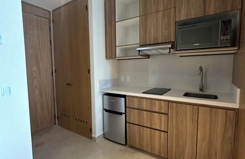 La Cruz de Huanacaxtle Condo | Cozy beachfront studio condo in La Cruz de Huanacaxtle with AC, fitness room
