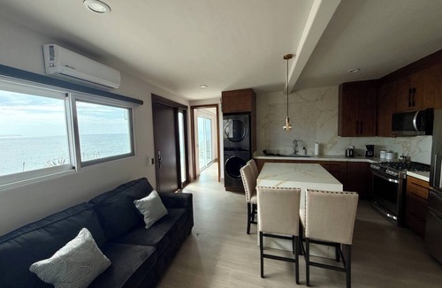 Playas De Tijuana Villa | Cozy Beachfront Casita, on the coast of Tijuana