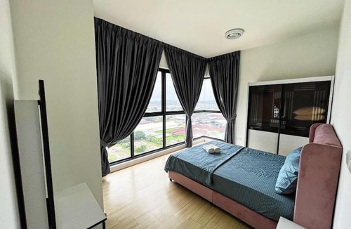 Sungai Buloh Apartment | Cozy & Comfy Home Dsara Sentral Opposite MRT