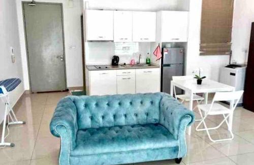 Cyberjaya Apartment | Cozy cybersqaure pool view free wifi with parkin & netflix 106