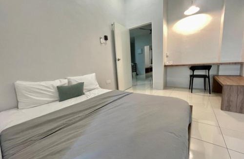 Kuantan House | Cozy Double-storey House 4R4BR