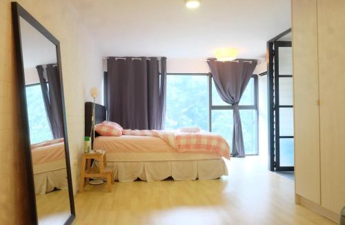 Damansara Perdana Apartment | Cozy duplex facing misty hill