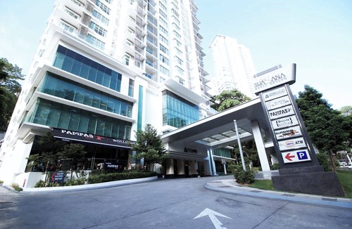 Golden Triangle Apartment | Cozy High-Floor Suasana KL with City Views