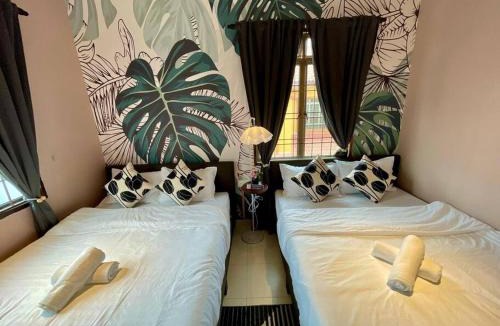 Bukit Indah House | Cozy Holiday Home 18 Pax Bukit Indah JB