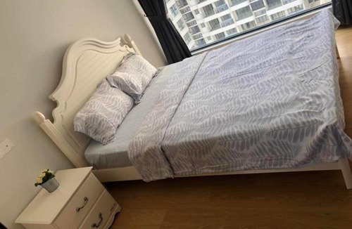 Central District Apartment | Cozy home country garden danga bay