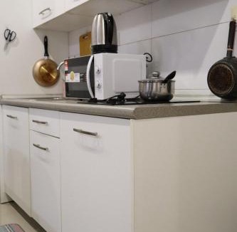 Cyberjaya Apartment | Cozy Modern Studio Apex Prime area City View king bed wifi netflix parkin 1001