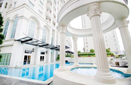 Permata Hijau Apartment | Cozy Stay and Tidy 1BR at The Bellezza Apartment By Travelio