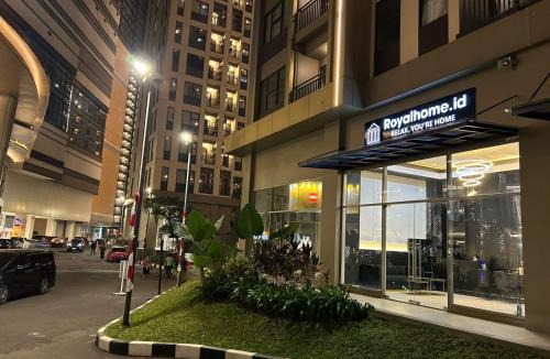 Depok Apartment | Cozy Studio Apartemen Transpark Cibubur by Royal Home Indonesia