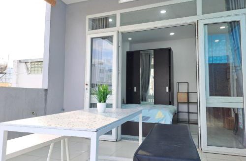 Phuong 8 Hotel | Cozy studio at Hai Ba Trung st., Dist 3 near Tan Dinh market