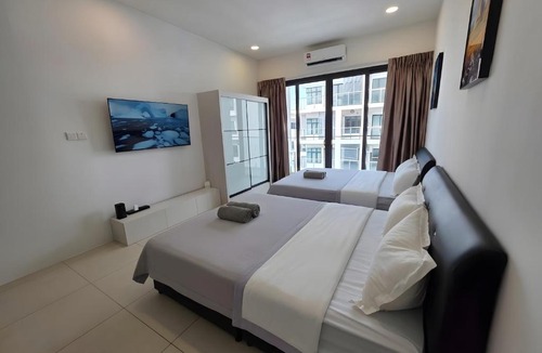Kuching Apartment | Cozy Studio P'Residence Batu Kawa Emart - Netflix & Pool