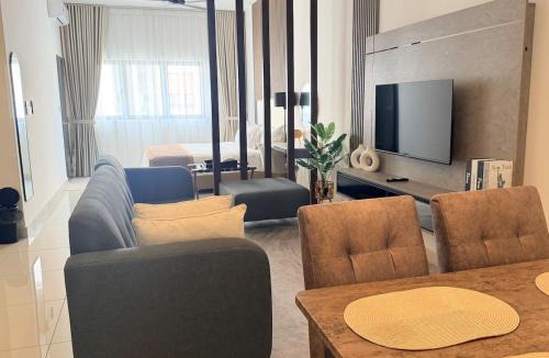 Petaling District Apartment | Cozy Suite at EduSentral Setia Alam