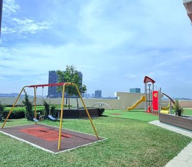 Petaling District Apartment | Cozy Suite at EduSentral Setia Alam