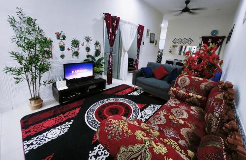 Manjung House | Cozystayz NuNa
