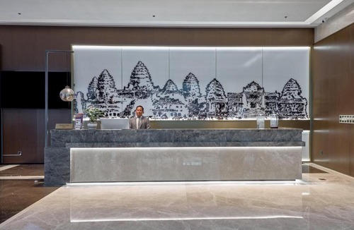 Dangkao Hotel | Crowne Plaza Phnom Penh by IHG 金边皇冠假日酒店 Former VM Hotel