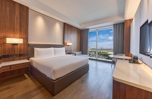 Dangkao Hotel | Crowne Plaza Phnom Penh by IHG 金边皇冠假日酒店 Former VM Hotel