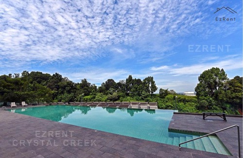 Larut Apartment | Crystal Creek Sunset Pool View Condo for 10 Guests with Free Netflix & WiFi