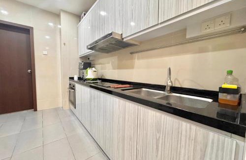 Taman Century Apartment | D' Esplanade by Luxecocoo