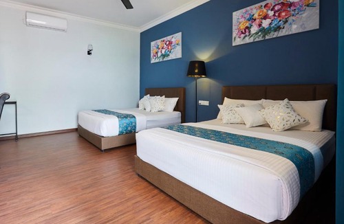 Kampung Kempadang Hotel | D' Qamar Guesthouse