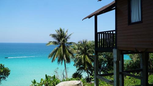 Pulau Perhentian Kecil Resort | D Rock Garden Resort