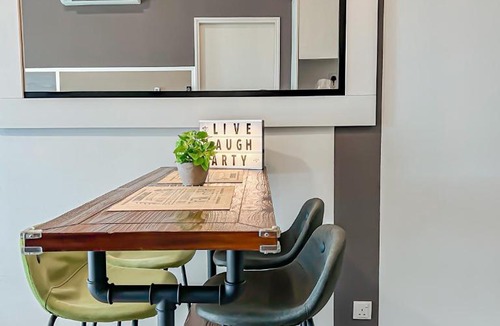 Kampung Pasir Apartment | D'sands Residences Midvalley by Iconique