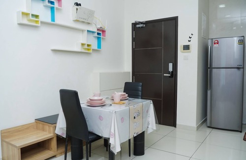 Kempas Apartment | D'Summit Residences by YML Homestay