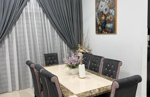Kepala Batas Villa | D'Villa Sara Homestay, Bertam