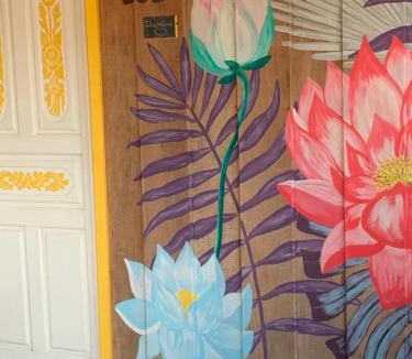 Koh Rong Sanloem House | DAHLIA Guesthouse