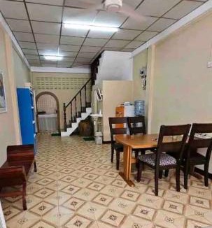 Bangkok Yai House | DaHouse next to MRT Itsaraphap exit1