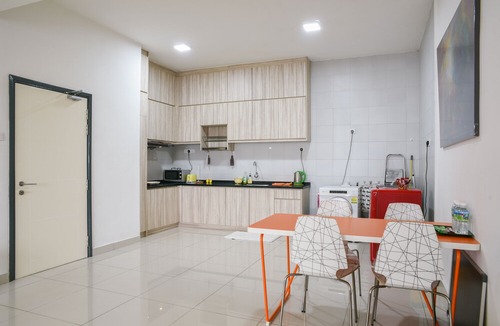 Subang Jaya Apartment | Damen Homestay