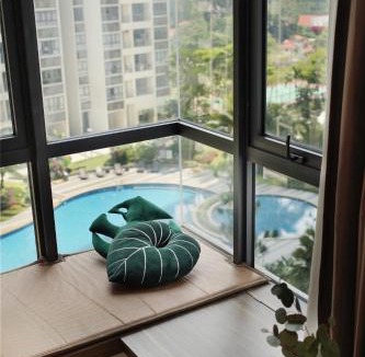 Central District Apartment | Danga Bay - 2BR Timber Lounge - Dryer - Netflix