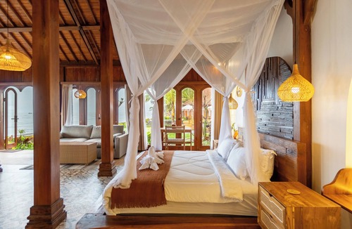 Penuktukan Hotel | Dani Beach Villa Penuktukan