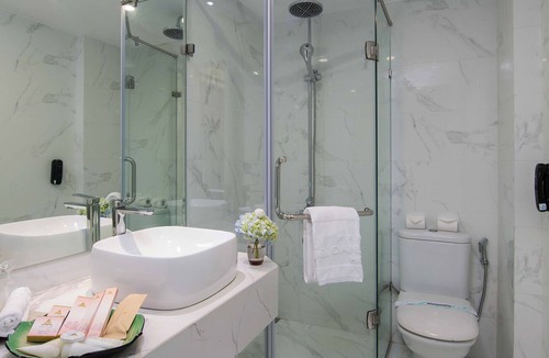 Cong Vi Hotel | Danly Hotel