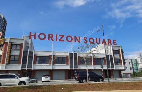 Sepang Apartment | DanZaStay1@HorizonSuite - nearby KLIA
