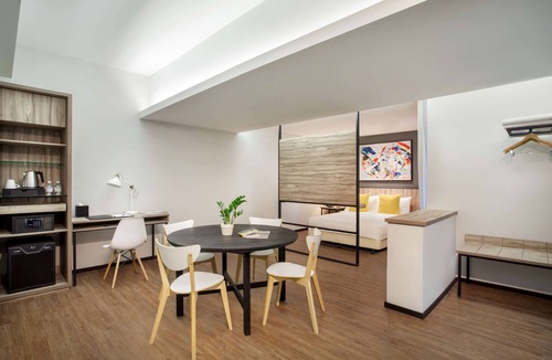 Pudu Hotel | Days Hotel and Suites Fraser Business Park KL