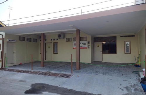 Cirebon House | De Hanami Homestay