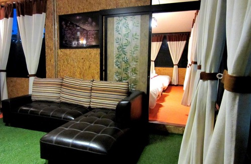 Tha Wang Tan Hotel | De Wiang Kum Kam