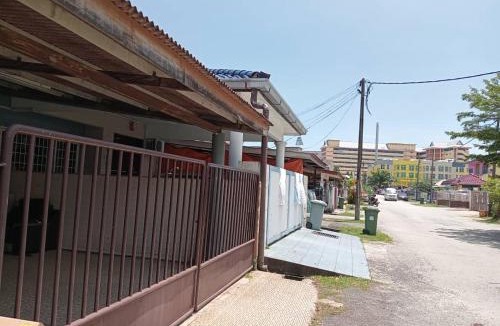 Kuantan House | Deelira Homestay Kuantan