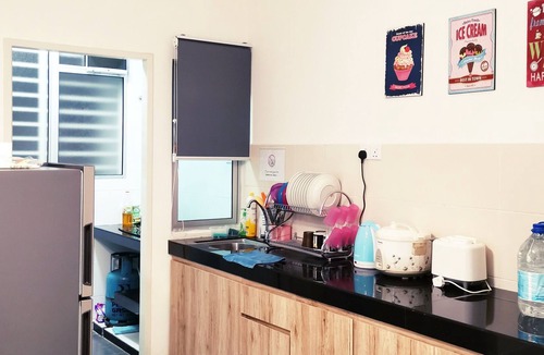 Kajang Apartment | Del's Guesthouse