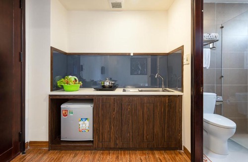 Ngu Hanh Son Hotel | Delfino Hotel and Apartment Da Nang