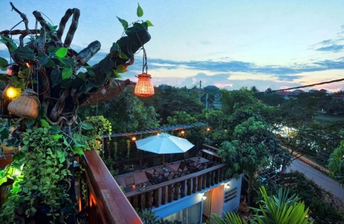 Siem Reap House | Deluxe Double Room - breakfast