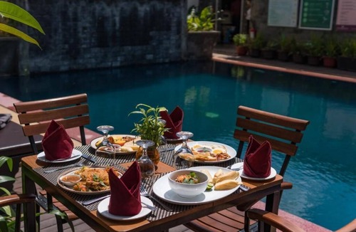 Siem Reap Villa | Deluxe Double Room - pick up